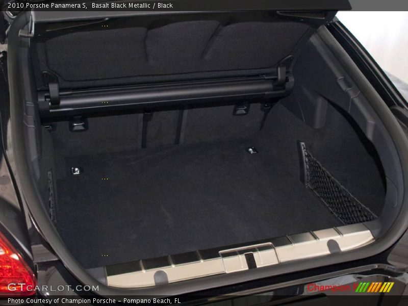 Basalt Black Metallic / Black 2010 Porsche Panamera S
