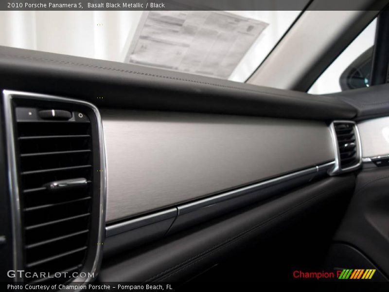 Basalt Black Metallic / Black 2010 Porsche Panamera S