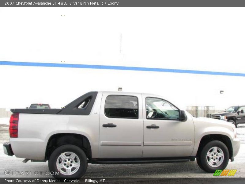 Silver Birch Metallic / Ebony 2007 Chevrolet Avalanche LT 4WD