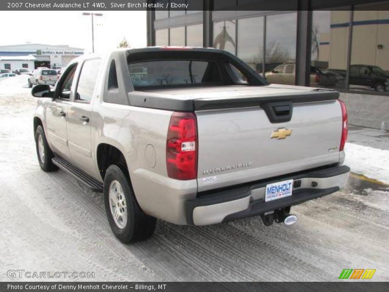 Silver Birch Metallic / Ebony 2007 Chevrolet Avalanche LT 4WD