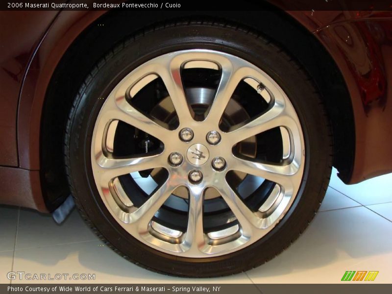 Bordeaux Pontevecchio / Cuoio 2006 Maserati Quattroporte