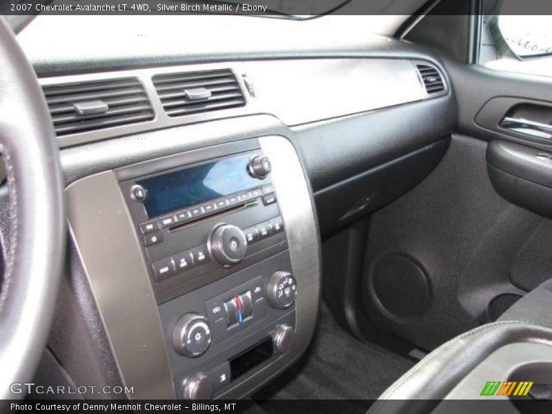 Silver Birch Metallic / Ebony 2007 Chevrolet Avalanche LT 4WD