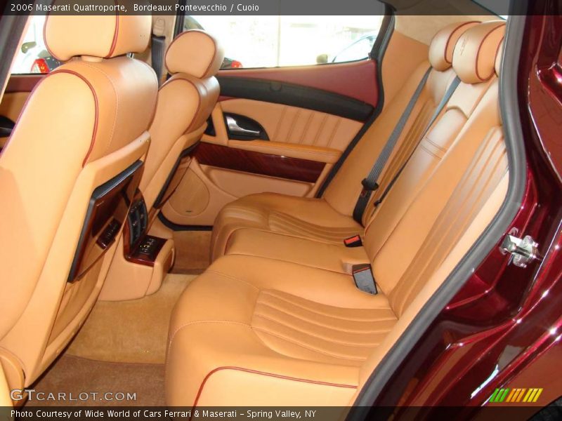 Bordeaux Pontevecchio / Cuoio 2006 Maserati Quattroporte