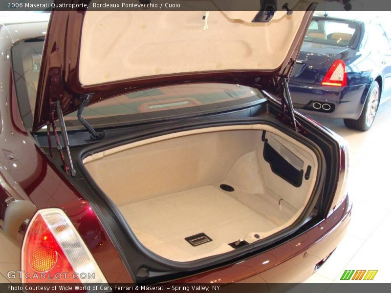 Bordeaux Pontevecchio / Cuoio 2006 Maserati Quattroporte