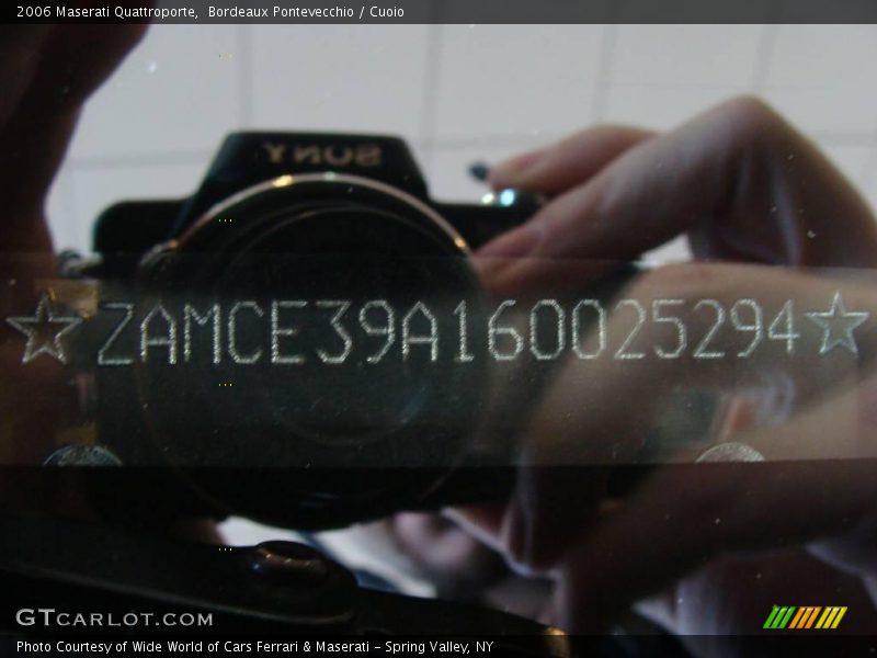 Bordeaux Pontevecchio / Cuoio 2006 Maserati Quattroporte