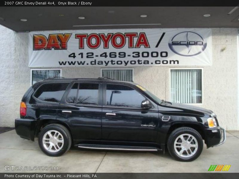 Onyx Black / Ebony 2007 GMC Envoy Denali 4x4