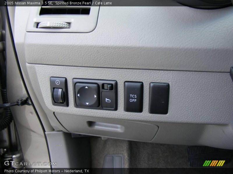 Spirited Bronze Pearl / Cafe Latte 2005 Nissan Maxima 3.5 SE