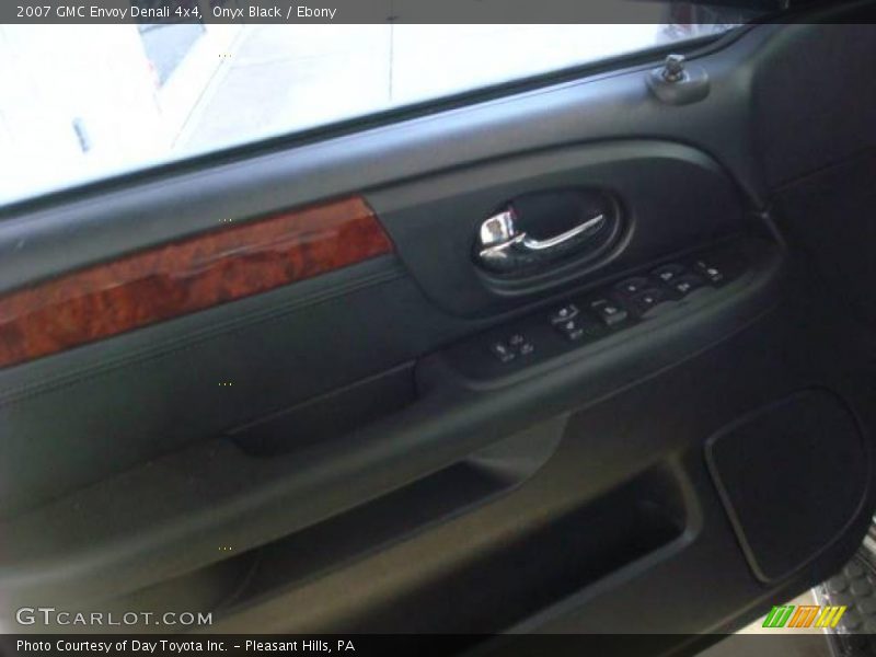 Onyx Black / Ebony 2007 GMC Envoy Denali 4x4