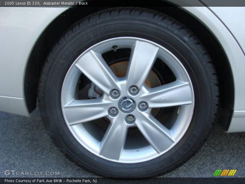 Alabaster Metallic / Black 2005 Lexus ES 330