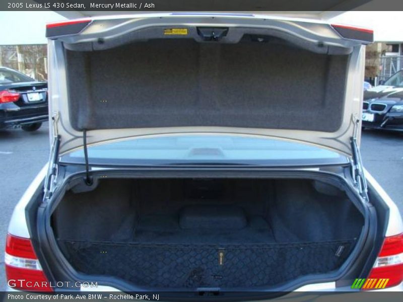 Mercury Metallic / Ash 2005 Lexus LS 430 Sedan