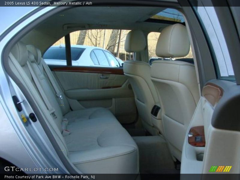 Mercury Metallic / Ash 2005 Lexus LS 430 Sedan