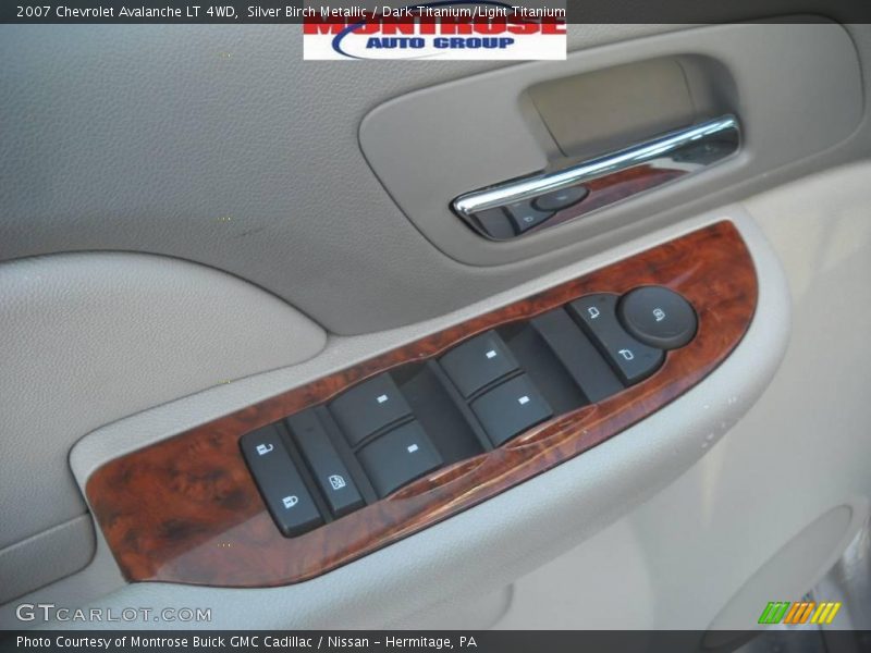 Silver Birch Metallic / Dark Titanium/Light Titanium 2007 Chevrolet Avalanche LT 4WD