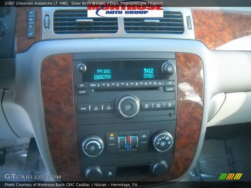 Silver Birch Metallic / Dark Titanium/Light Titanium 2007 Chevrolet Avalanche LT 4WD