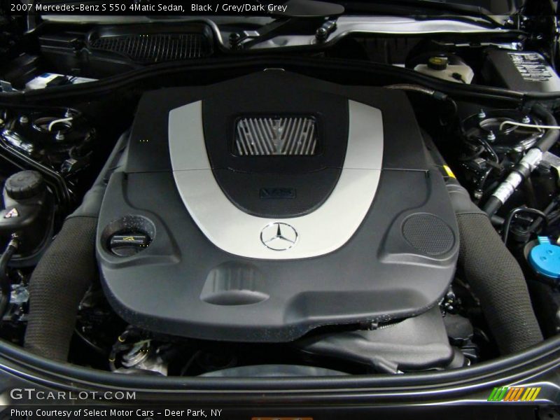 Black / Grey/Dark Grey 2007 Mercedes-Benz S 550 4Matic Sedan