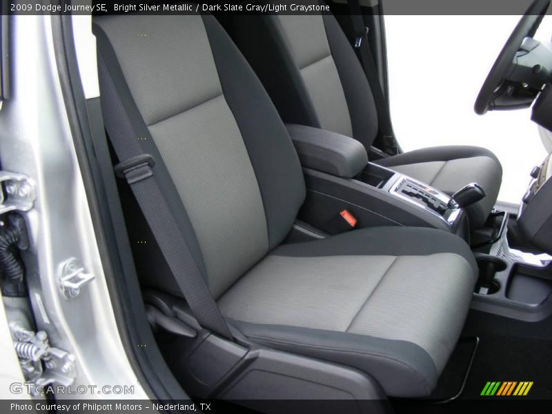 Bright Silver Metallic / Dark Slate Gray/Light Graystone 2009 Dodge Journey SE