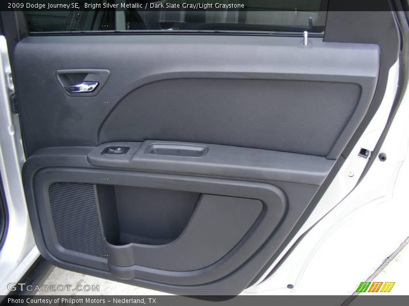 Bright Silver Metallic / Dark Slate Gray/Light Graystone 2009 Dodge Journey SE