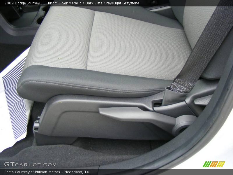 Bright Silver Metallic / Dark Slate Gray/Light Graystone 2009 Dodge Journey SE