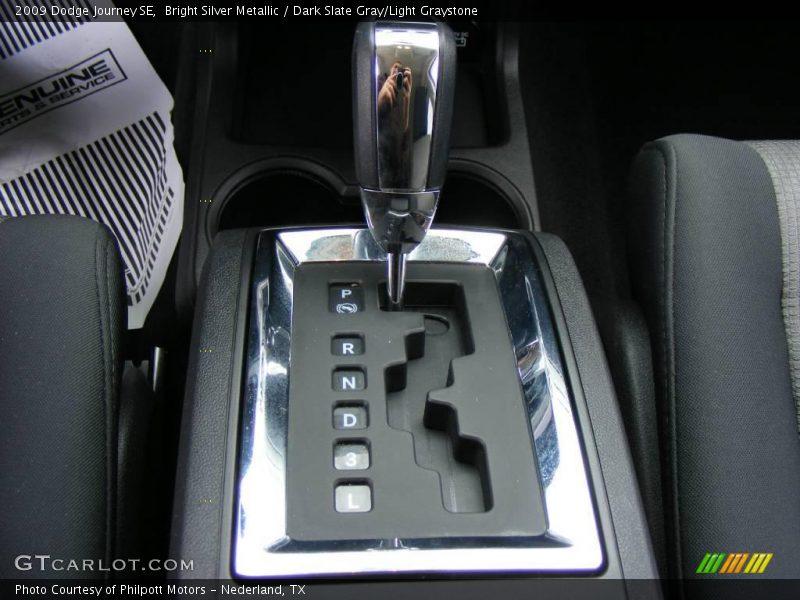 Bright Silver Metallic / Dark Slate Gray/Light Graystone 2009 Dodge Journey SE