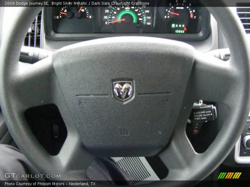 Bright Silver Metallic / Dark Slate Gray/Light Graystone 2009 Dodge Journey SE