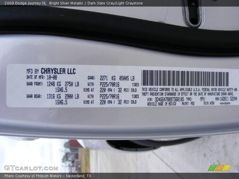 Bright Silver Metallic / Dark Slate Gray/Light Graystone 2009 Dodge Journey SE