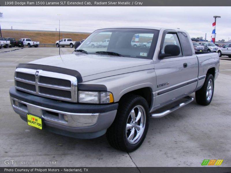 Radiant Silver Metallic / Gray 1998 Dodge Ram 1500 Laramie SLT Extended Cab