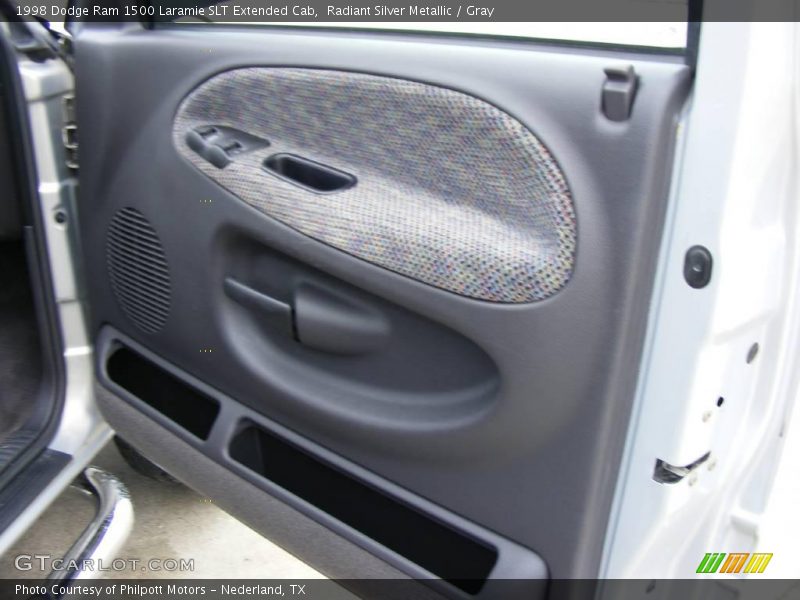 Radiant Silver Metallic / Gray 1998 Dodge Ram 1500 Laramie SLT Extended Cab