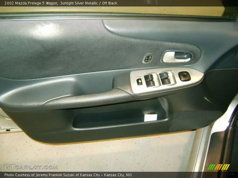 Sunlight Silver Metallic / Off Black 2002 Mazda Protege 5 Wagon