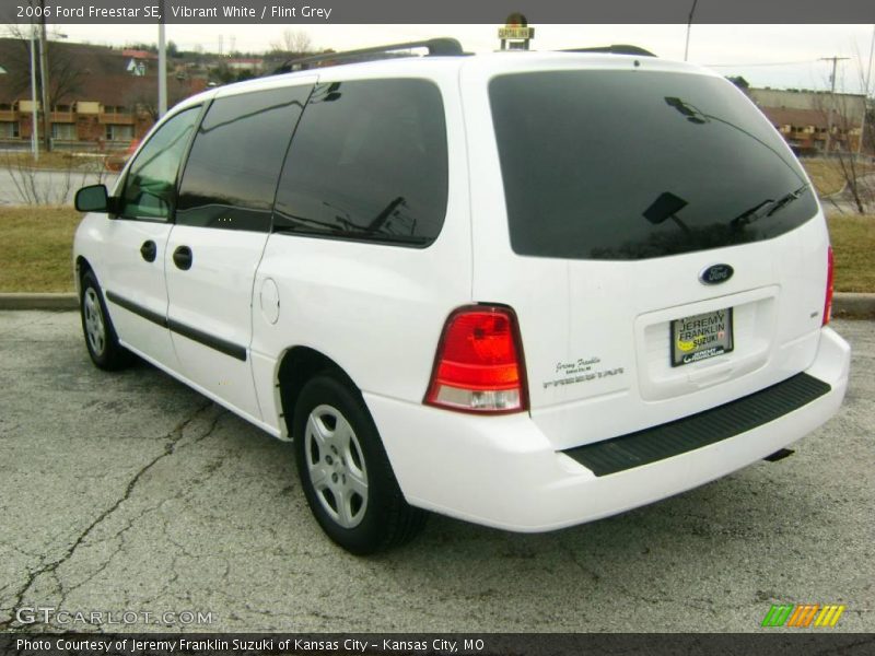 Vibrant White / Flint Grey 2006 Ford Freestar SE