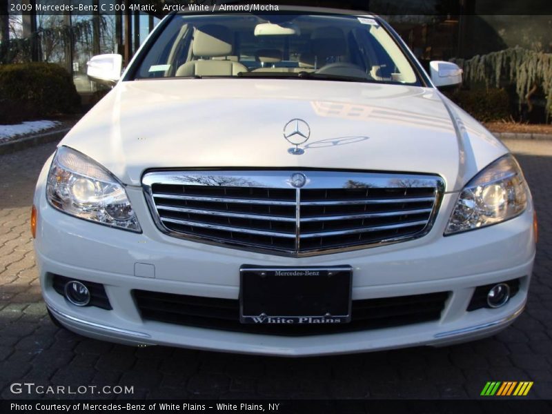 Arctic White / Almond/Mocha 2009 Mercedes-Benz C 300 4Matic