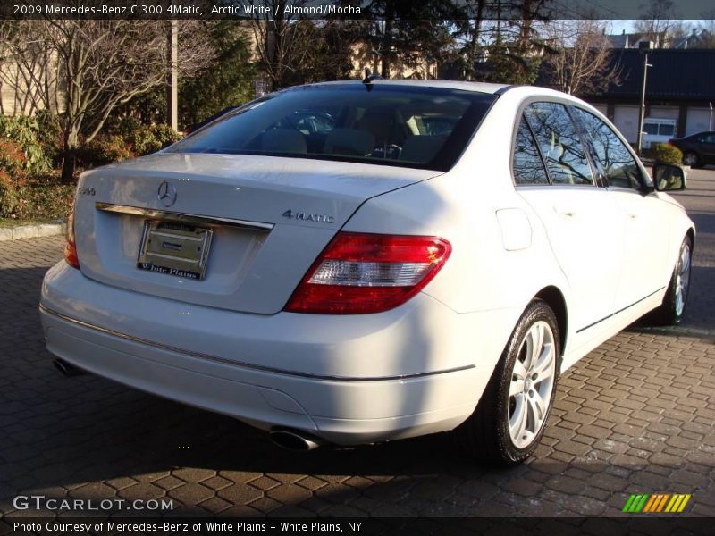 Arctic White / Almond/Mocha 2009 Mercedes-Benz C 300 4Matic