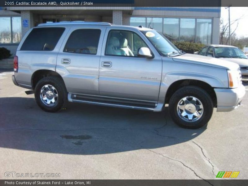 Quicksilver / Shale 2005 Cadillac Escalade AWD