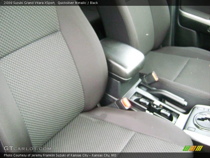 Quicksilver Metallic / Black 2009 Suzuki Grand Vitara XSport