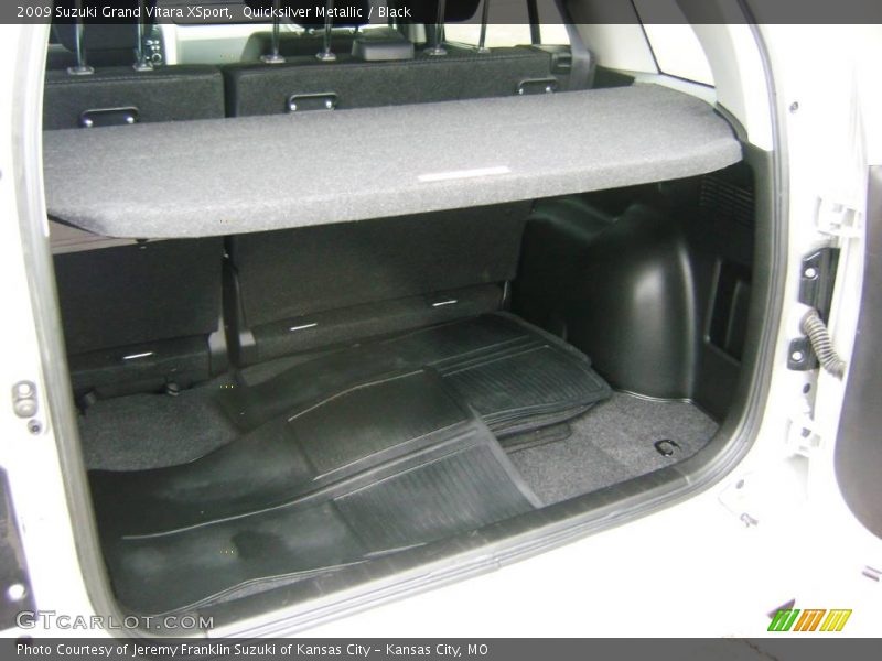 Quicksilver Metallic / Black 2009 Suzuki Grand Vitara XSport