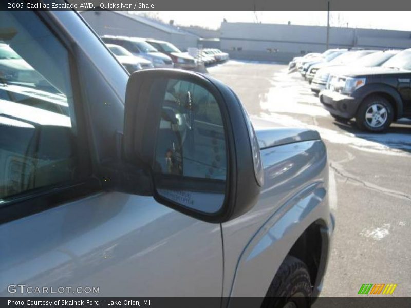 Quicksilver / Shale 2005 Cadillac Escalade AWD