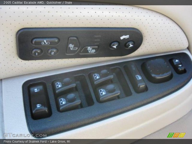 Quicksilver / Shale 2005 Cadillac Escalade AWD