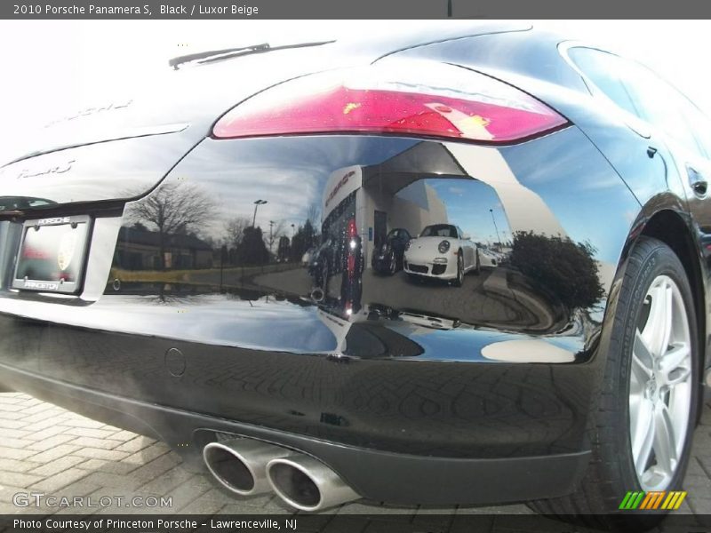 Black / Luxor Beige 2010 Porsche Panamera S