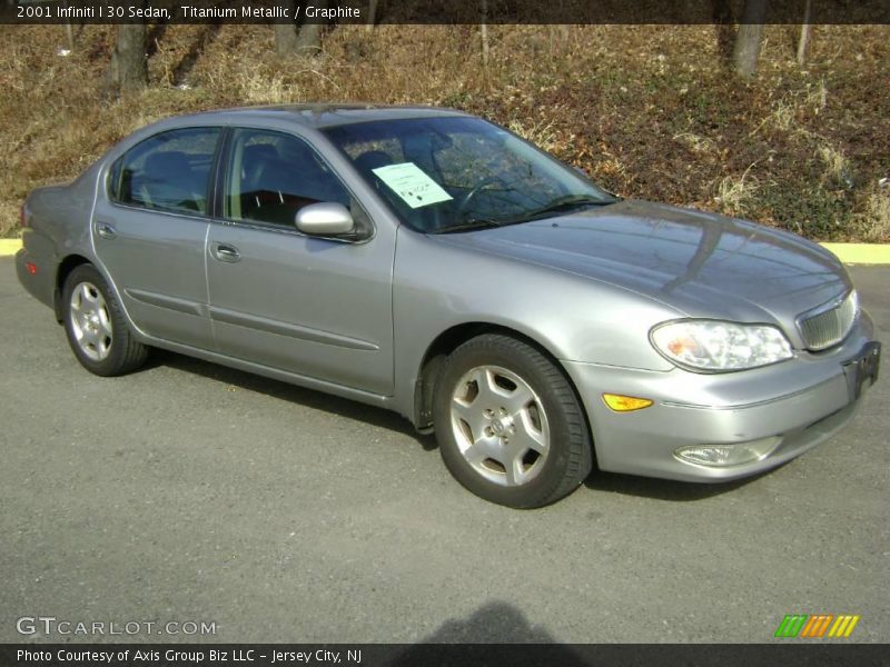 Titanium Metallic / Graphite 2001 Infiniti I 30 Sedan