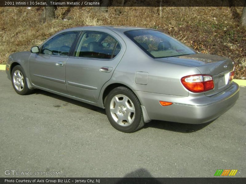 Titanium Metallic / Graphite 2001 Infiniti I 30 Sedan