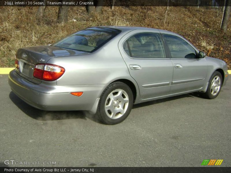 Titanium Metallic / Graphite 2001 Infiniti I 30 Sedan