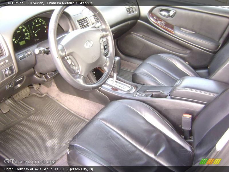 Titanium Metallic / Graphite 2001 Infiniti I 30 Sedan