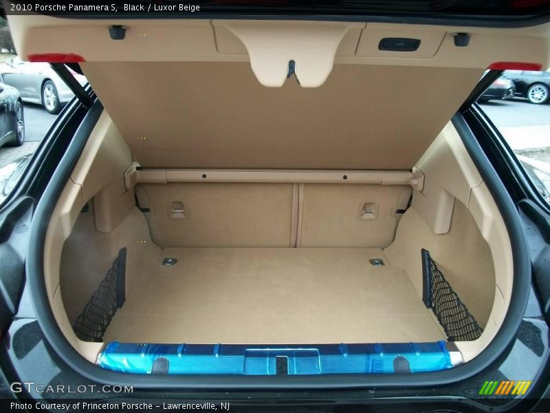 Black / Luxor Beige 2010 Porsche Panamera S