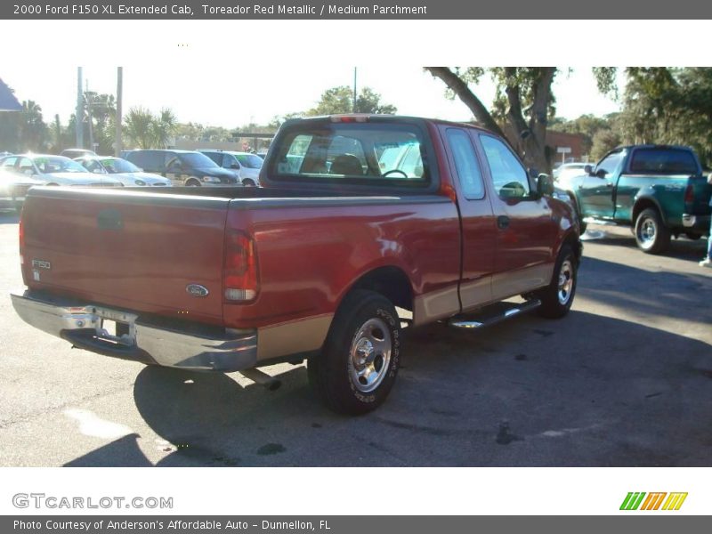 Toreador Red Metallic / Medium Parchment 2000 Ford F150 XL Extended Cab