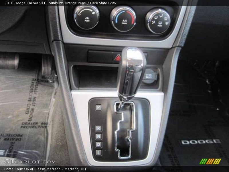 Sunburst Orange Pearl / Dark Slate Gray 2010 Dodge Caliber SXT