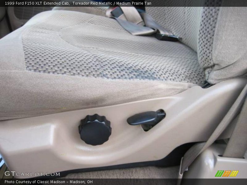 Toreador Red Metallic / Medium Prairie Tan 1999 Ford F150 XLT Extended Cab