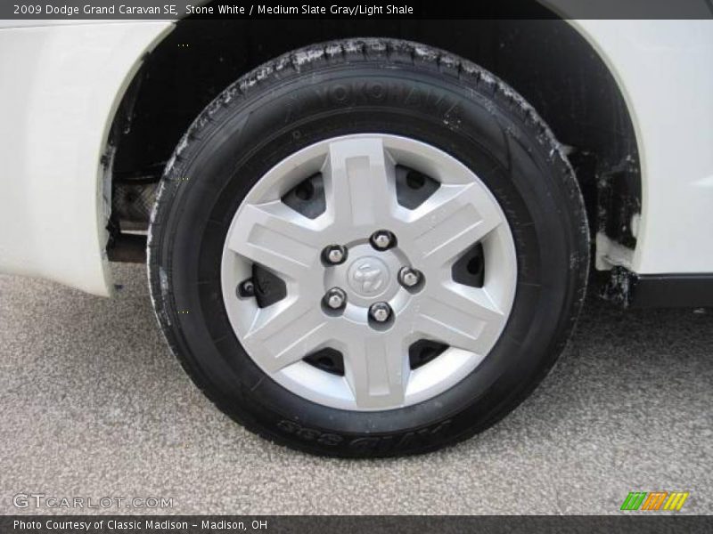 Stone White / Medium Slate Gray/Light Shale 2009 Dodge Grand Caravan SE