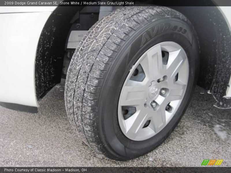 Stone White / Medium Slate Gray/Light Shale 2009 Dodge Grand Caravan SE