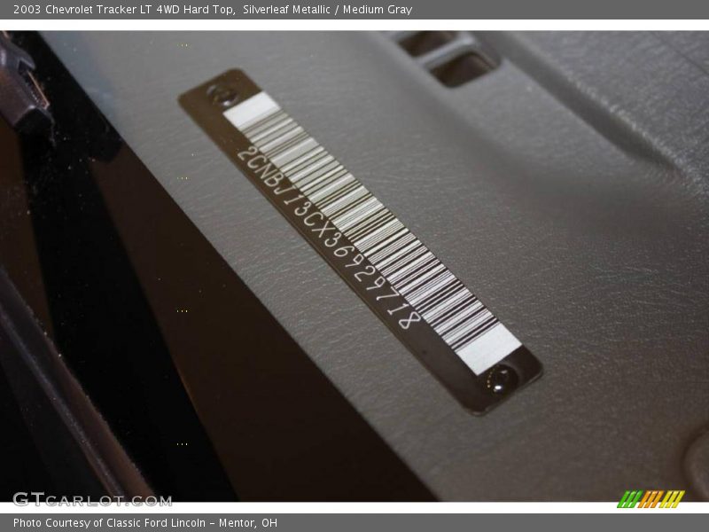 Silverleaf Metallic / Medium Gray 2003 Chevrolet Tracker LT 4WD Hard Top