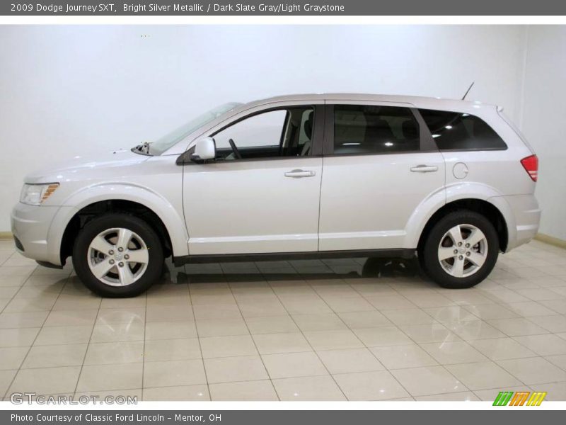 Bright Silver Metallic / Dark Slate Gray/Light Graystone 2009 Dodge Journey SXT