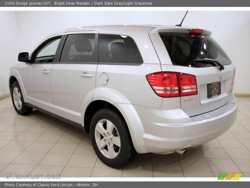 Bright Silver Metallic / Dark Slate Gray/Light Graystone 2009 Dodge Journey SXT