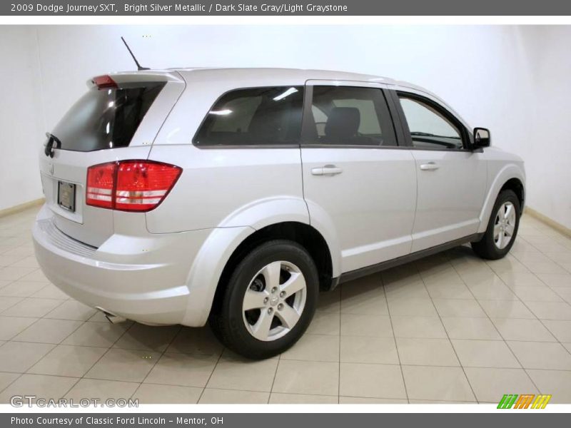 Bright Silver Metallic / Dark Slate Gray/Light Graystone 2009 Dodge Journey SXT